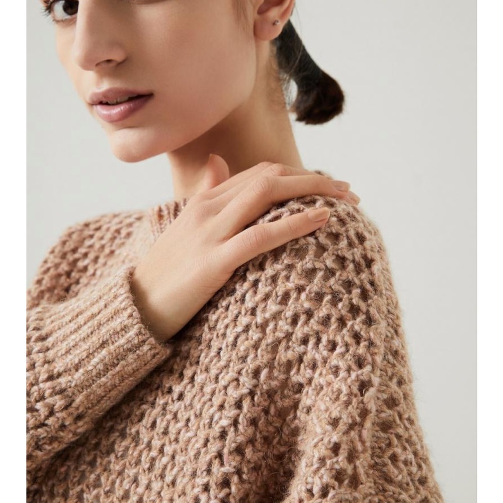 New with tags. Brunello Cucinelli open weave sweater with metallic thread - Picture 2 of 14